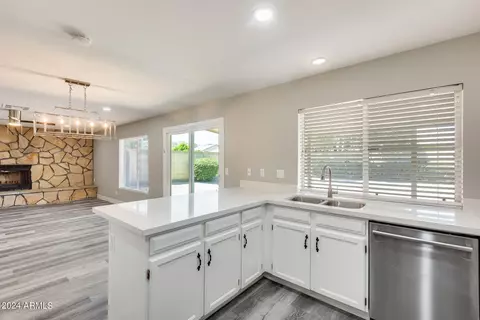 4624 E Bohl St, Phoenix, AZ 85044 photo 17