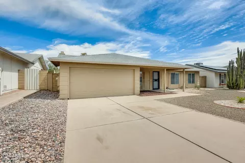 4624 E Bohl St, Phoenix, AZ 85044