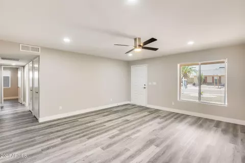 4624 E Bohl St, Phoenix, AZ 85044 photo 6