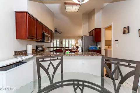 Kitchen - 4331 E Douglas Ave, Gilbert, AZ 85234 photo 4 of 4