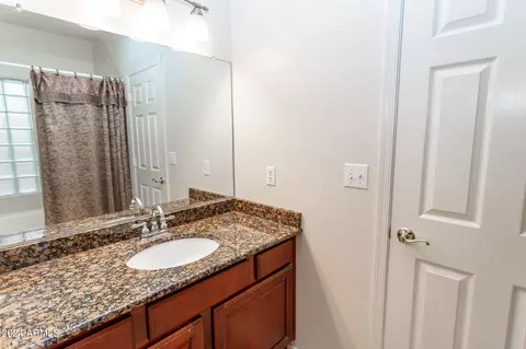 Bath - 4331 E Douglas Ave, Gilbert, AZ 85234 photo 1 of 5