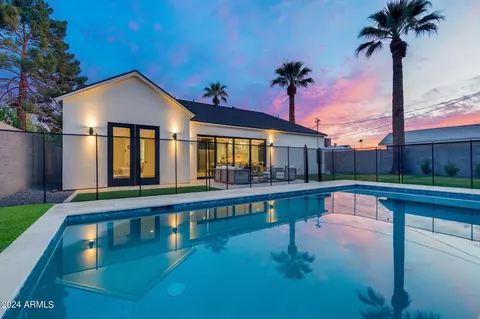 Exterior - 4206 Earll Dr, Phoenix, AZ 85018 photo 4 of 5