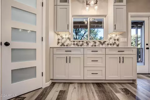 Kitchen - 508 E Park Dr, Payson, AZ 85541 photo 4 of 5