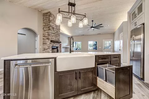 Kitchen - 508 E Park Dr, Payson, AZ 85541 photo 5 of 5