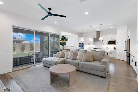 Living - 3960 E Austin Dr, Gilbert, AZ 85296 photo 1 of 1