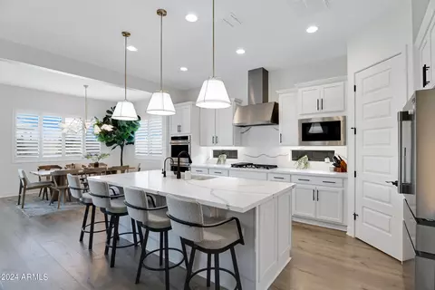 Kitchen - 3960 E Austin Dr, Gilbert, AZ 85296 photo 4 of 6