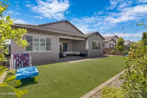 Exterior - 3960 E Austin Dr, Gilbert, AZ 85296 photo 4 of 12