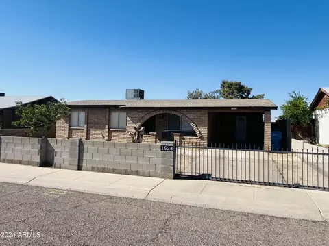 1528 W Maldonado Rd, Phoenix, AZ 85041