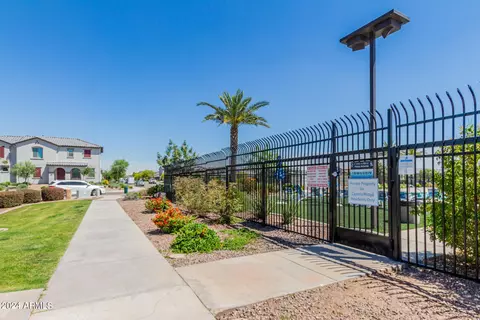 Exterior - 3716 S 58th Dr, Phoenix, AZ 85043 photo 13 of 13