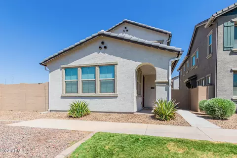 Exterior - 3716 S 58th Dr, Phoenix, AZ 85043 photo 2 of 13