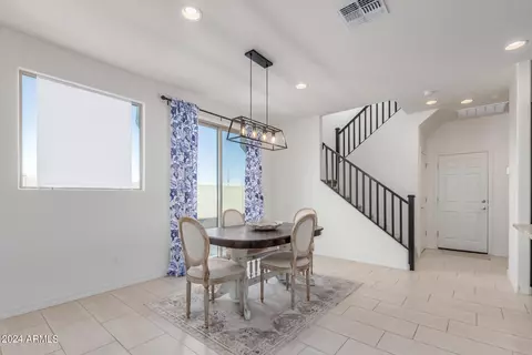 Dining - 3716 S 58th Dr, Phoenix, AZ 85043 photo 1 of 2