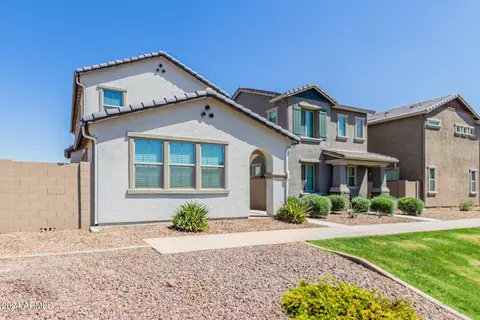 Exterior - 3716 S 58th Dr, Phoenix, AZ 85043 photo 4 of 13