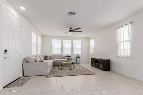 Living - 3716 S 58th Dr, Phoenix, AZ 85043 photo 1 of 3