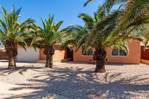 Exterior - 4825 E Pearce Rd, Phoenix, AZ 85044 photo 3 of 16
