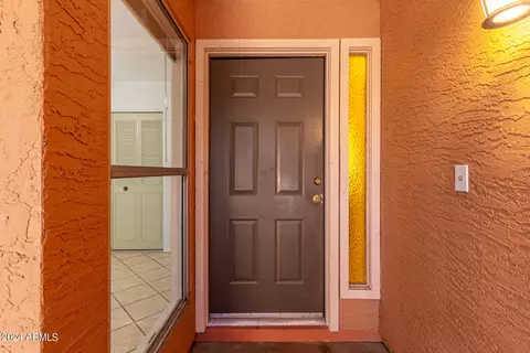Entry Way - 4825 E Pearce Rd, Phoenix, AZ 85044 photo 1 of 1