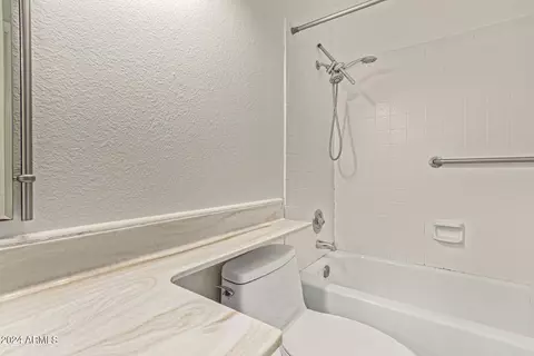 Bath - 4825 E Pearce Rd, Phoenix, AZ 85044 photo 1 of 3