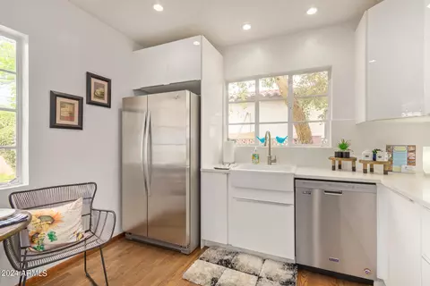 344 E Pasadena Ave, Phoenix, AZ 85012 photo 8
