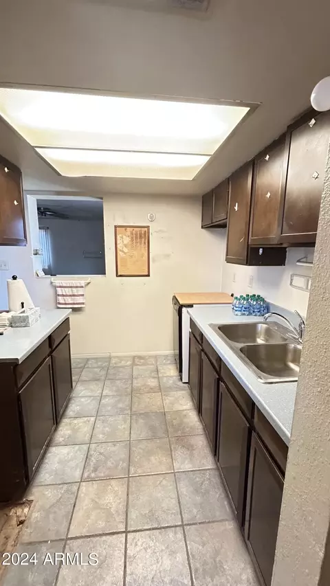 8445 W Monterosa St, Phoenix, AZ 85037 photo 3