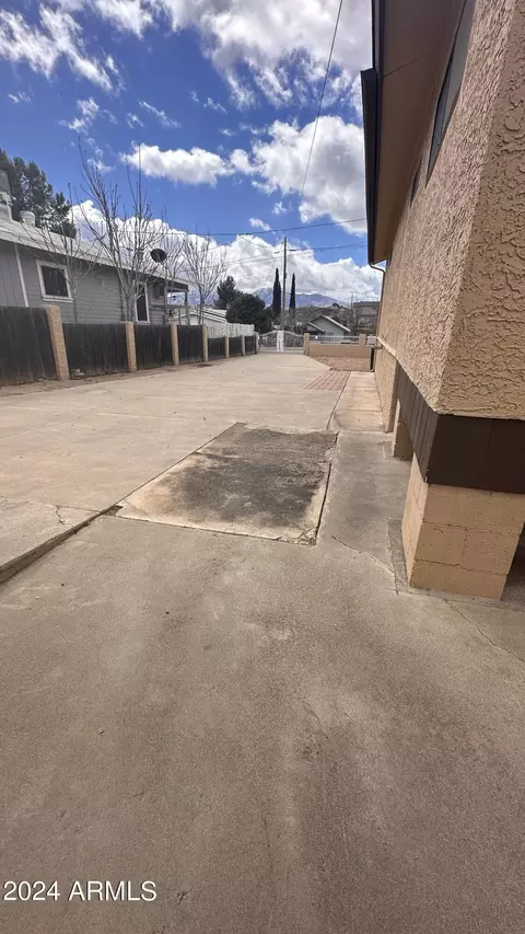 117 S High St, Globe, AZ 85501 photo 9