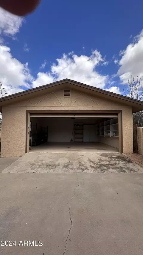 117 S High St, Globe, AZ 85501 photo 4