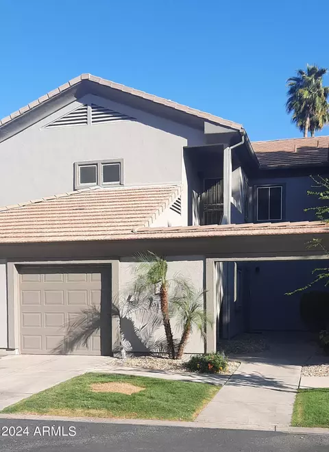 7401 W Arrowhead Clubhouse Dr #2010, Glendale, AZ 85308