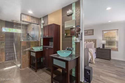 Bath - 3951 E Salinas St, Phoenix, AZ 85044 photo 1 of 3