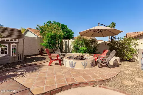 Exterior - 3951 E Salinas St, Phoenix, AZ 85044 photo 9 of 14