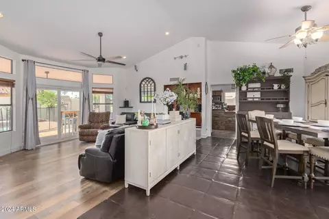 3951 E Salinas St, Phoenix, AZ 85044