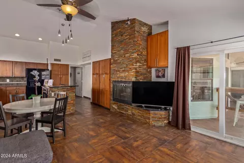 Dining - 3951 E Salinas St, Phoenix, AZ 85044 photo 3 of 3