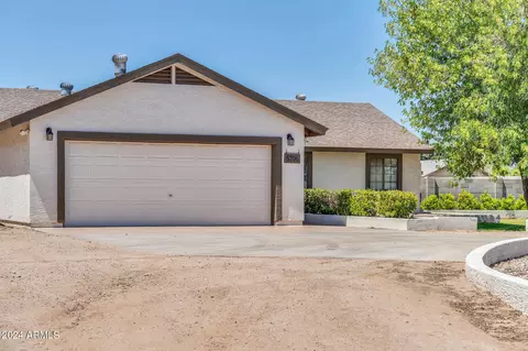6706 N Citrus Rd, Waddell, AZ 85355