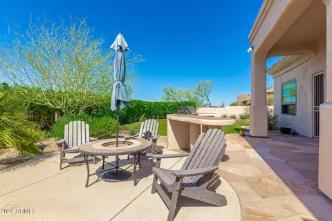 Exterior - 2110 E Barkwood Rd, Phoenix, AZ 85048 photo 9 of 13