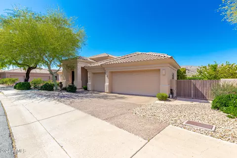 Exterior - 2110 E Barkwood Rd, Phoenix, AZ 85048 photo 2 of 13