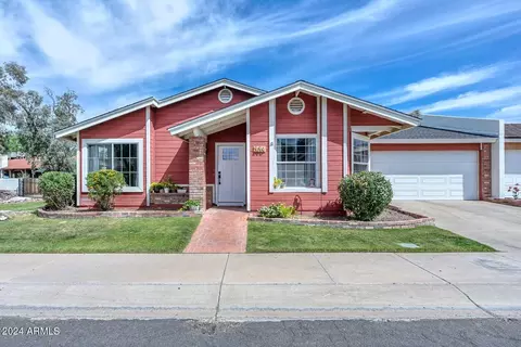 206 E Campo Bello Dr, Phoenix, AZ 85022