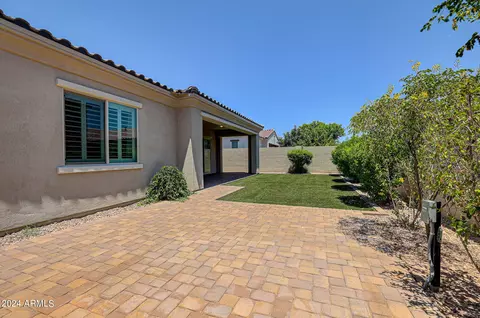 Exterior - 10121 E Cintron Dr, Mesa, AZ 85212 photo 17 of 20