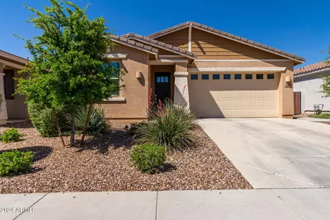 284 W Rainbow Bridge Ln, San Tan Valley, AZ 85140