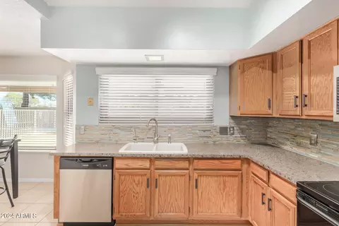 2837 E Laurel St, Mesa, AZ 85213 photo 15