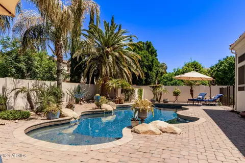 Exterior - 4486 Encinas Ave, Gilbert, AZ 85234 photo 8 of 10