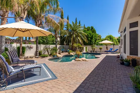 Exterior - 4486 Encinas Ave, Gilbert, AZ 85234 photo 4 of 10
