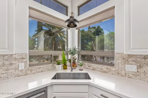 Kitchen - 4486 Encinas Ave, Gilbert, AZ 85234 photo 3 of 3