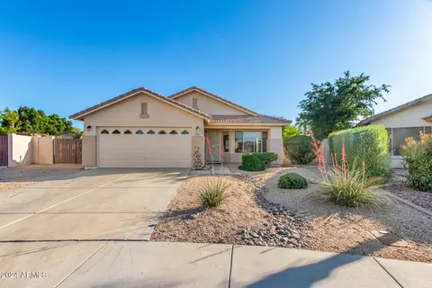 7683 W Angels Ln, Peoria, AZ 85383