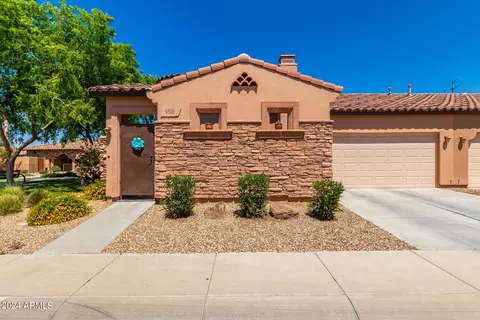 4520 W Valencia Dr, Laveen, AZ 85339