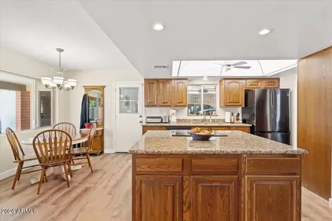 Kitchen - 1309 W Linger Ln, Phoenix, AZ 85021 photo 1 of 3
