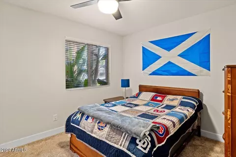 Bedroom - 1309 W Linger Ln, Phoenix, AZ 85021 photo 4 of 6