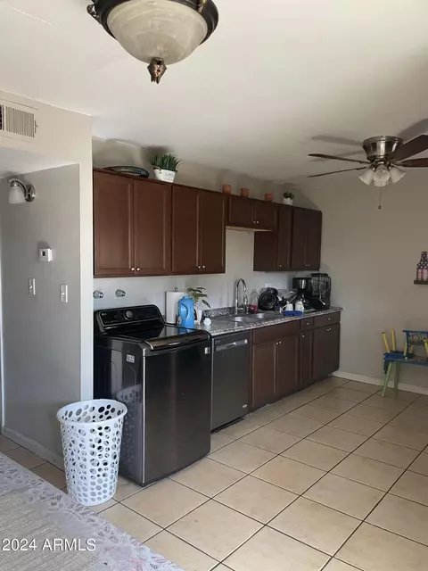 5331 W Thomas Rd #10, Phoenix, AZ 85031 photo 3