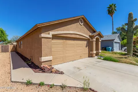 4641 N 86th Ave, Phoenix, AZ 85037 photo 2