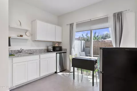 2215 W Harmont Dr, Phoenix, AZ 85021 photo 6
