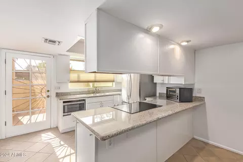 633 W Southern Ave #1140, Tempe, AZ 85282