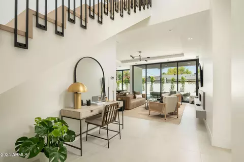 Entry Way - 3832 E Monterosa St, Phoenix, AZ 85018 photo 1 of 4