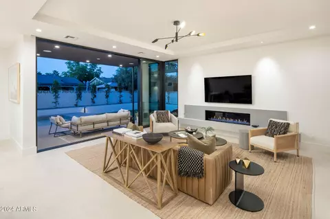 Living - 3832 E Monterosa St, Phoenix, AZ 85018 photo 1 of 1