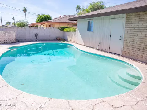 Exterior - 1119 E Balboa Dr, Tempe, AZ 85282 photo 10 of 14